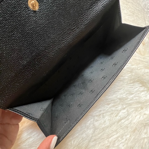 Vintage Chanel calfskin leather wallet - Picture 9 of 16